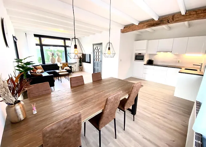 The Island Life Beach House 1
